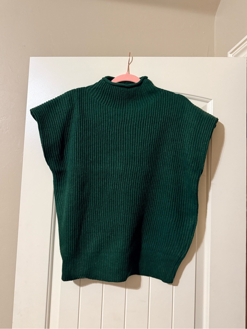Zenana Outfitters Dark Green Sleeveless Turtleneck Sweater NWOT